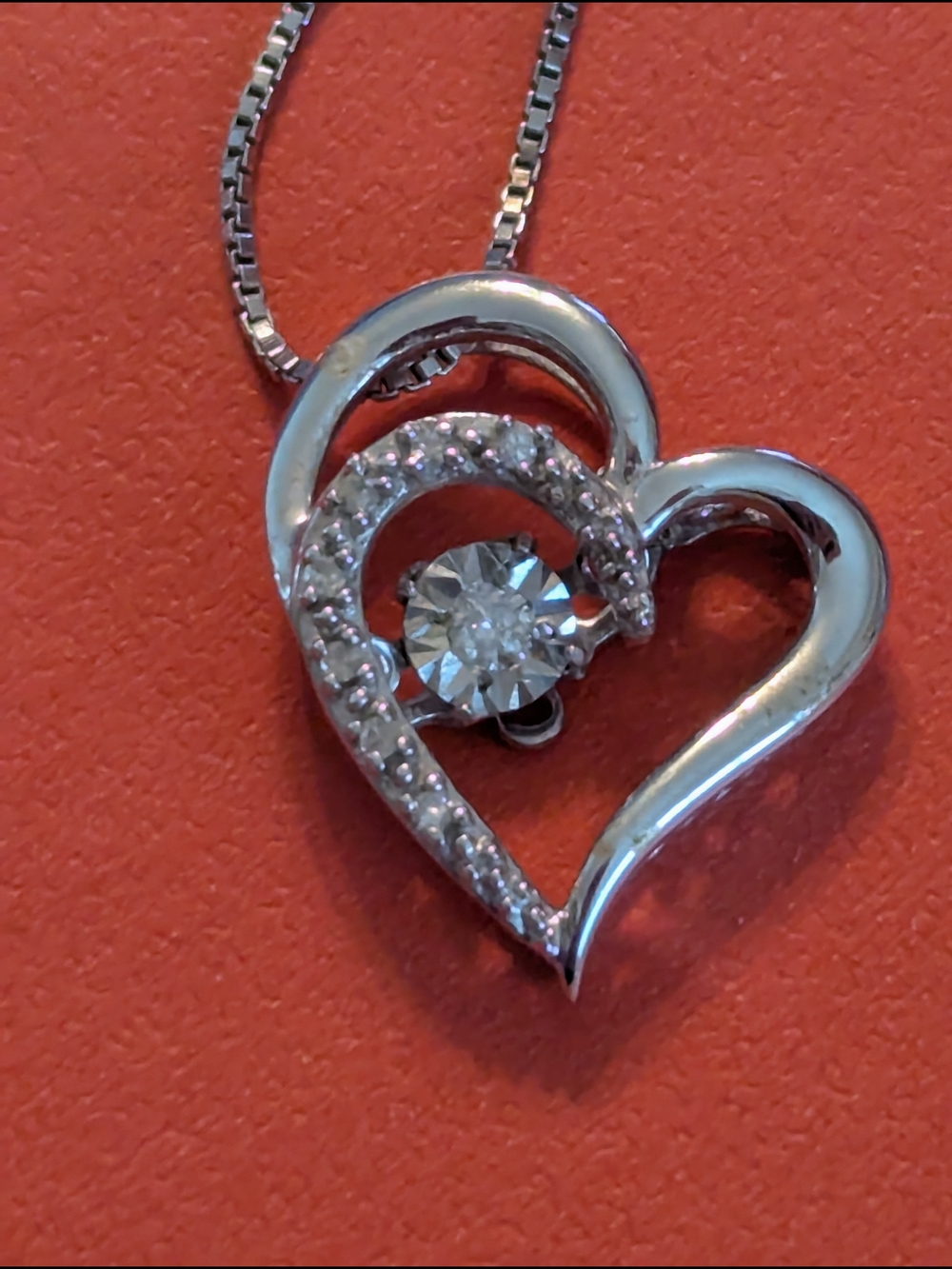 VTG Zales Silver Tilted Double Hearts Diamond Accents Floating Diamond Necklace